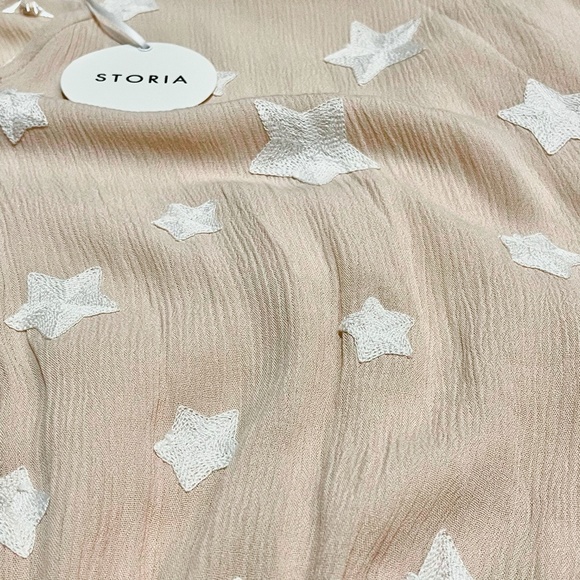 📌 STORIA Stars Sexy Up-Market Silky Romper Statement Sleeves Lined Ruffle Trim - Picture 9 of 11